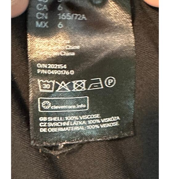 H&M Divided black baggy pull on pants size 6 - Picture 4 of 12